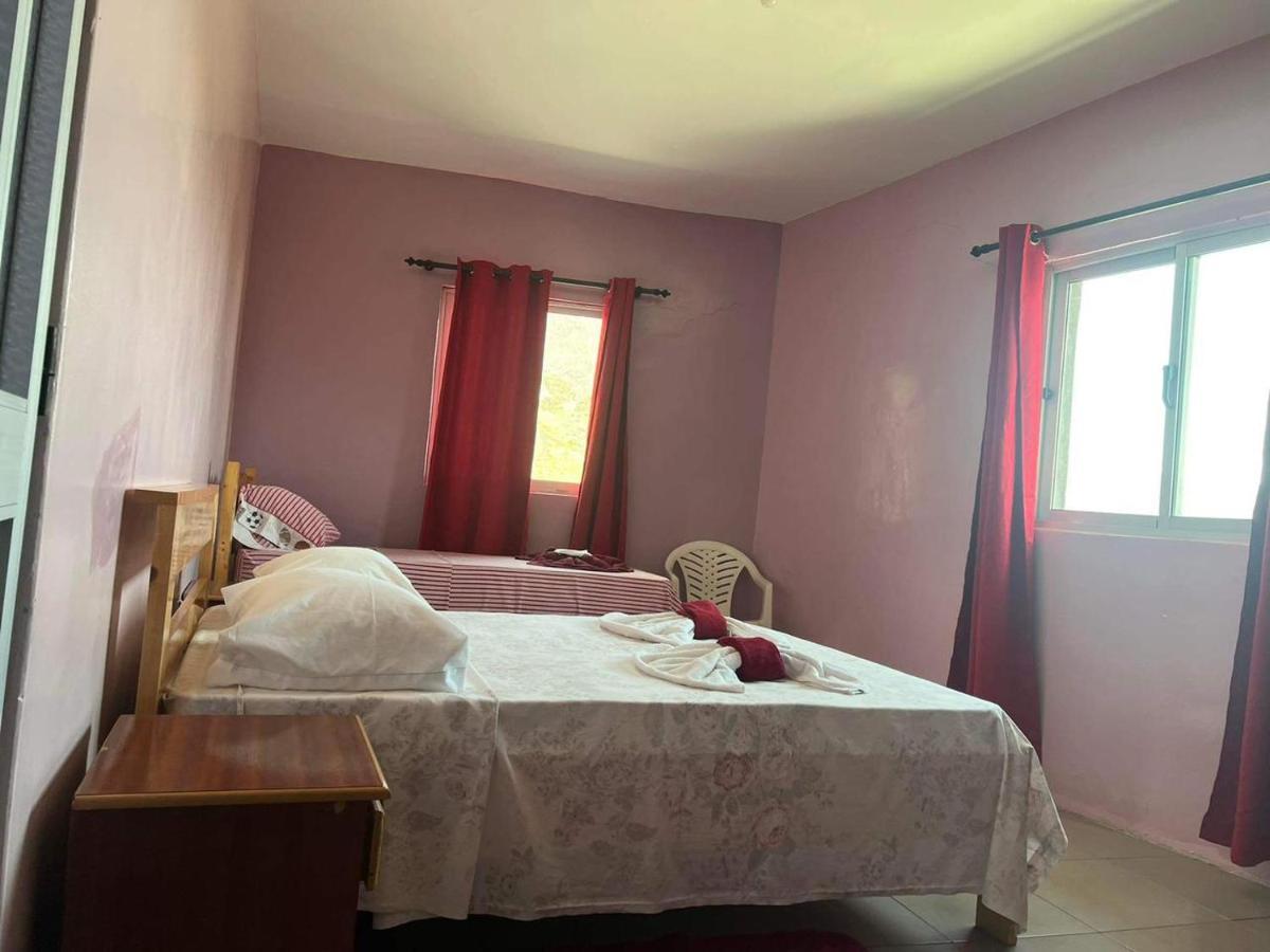 Casa Ze & Sonia Bed and Breakfast Portela Εξωτερικό φωτογραφία